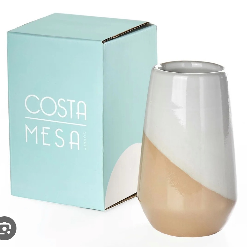 Costa Mesa Supply Isla Two-Tone Decorative Vase
